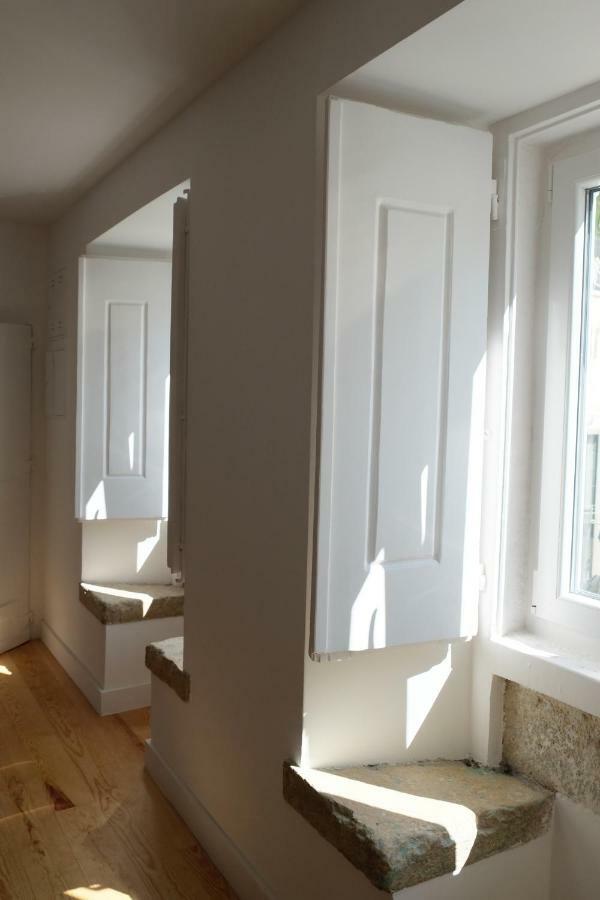 Proa D'Alfama Guest House Lisbon Bagian luar foto